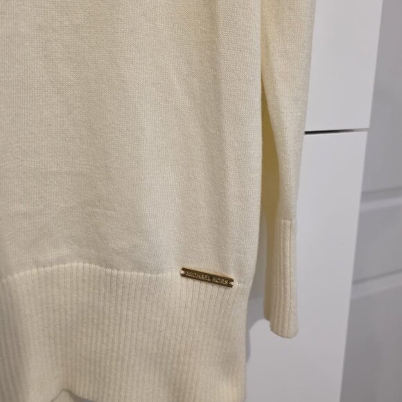 MICHAEL KORS FRINGE SWEATER! - Picture 4 of 12